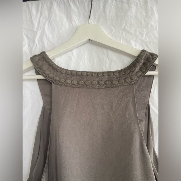 Banana Republic Silver Gray Racerback With Velvet Cut
Work Lined Size XL NEW - Picture 13 of 16